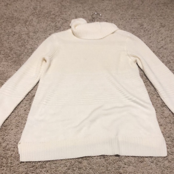 Calvin Klein creamy beige kind of waffle knit cowl neck sweater, size L - Picture 11 of 12